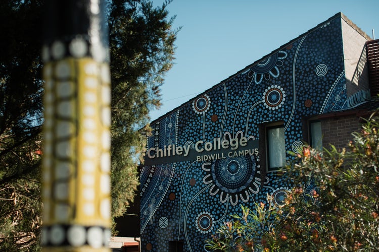 Photo of front of Chifley College Bidwill Campus